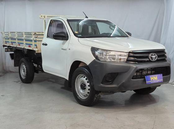 TOYOTA HILUX 2.8 D-4D TURBO DIESEL CHASSI 4X4 MANUAL